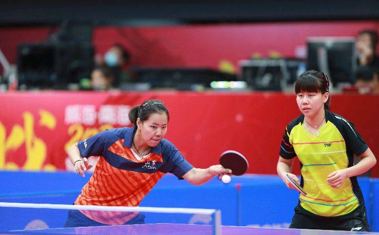 以确保在场 以确保在场