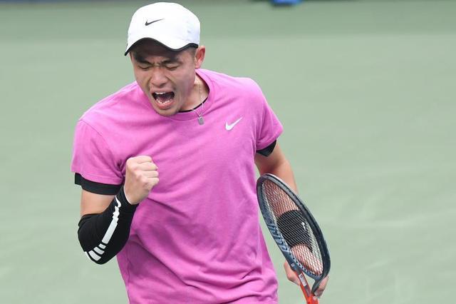 在青少年体 在青少年体