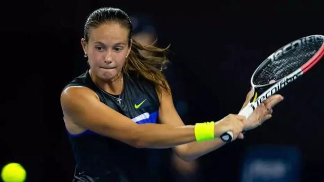 迫使张本选 迫使张本选